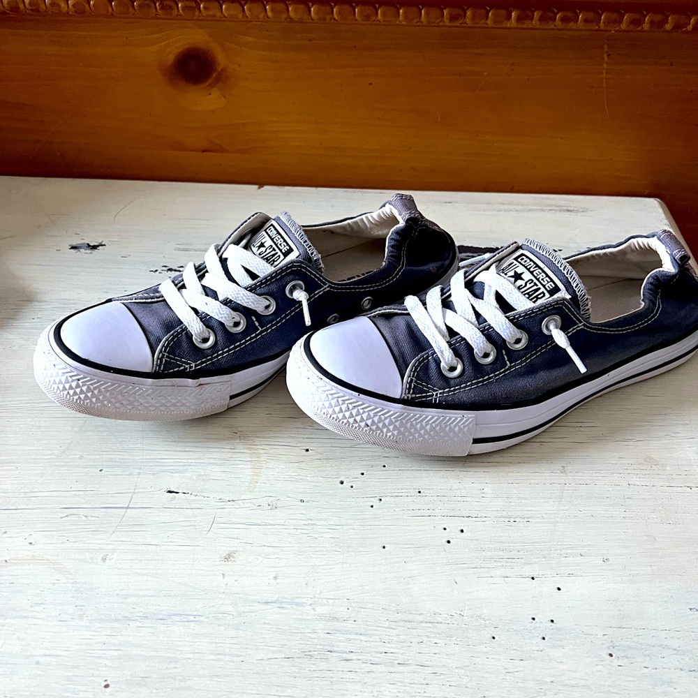 Converse blue size 8